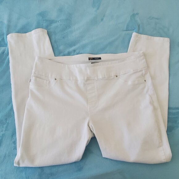 Lee Slim Fit Slim Leg Mid Rise Sculpting Pull On Stretch White Jeggings 18 - Picture 1 of 3